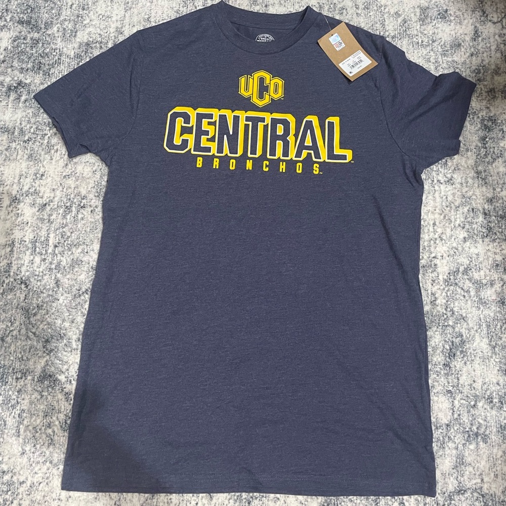 UCO bronchos T-shirt